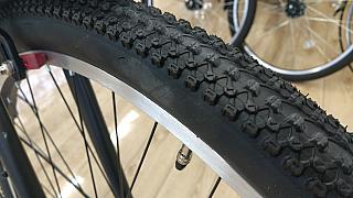 イエーガー/タイヤ：２９X１．９５（太い）