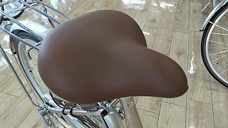 メローライト/ゆったり乗れる大型サドル